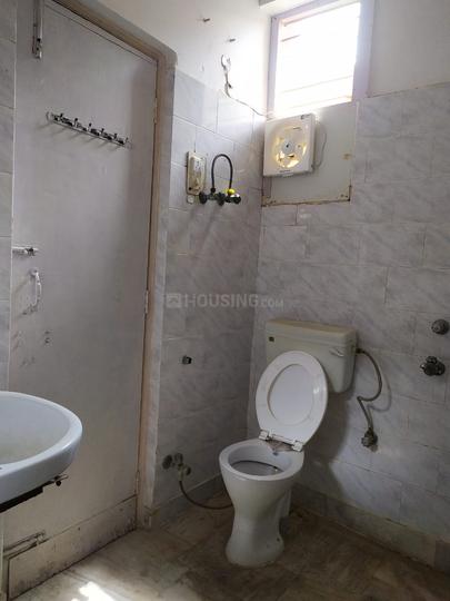 yash apartment  Bathroom 1