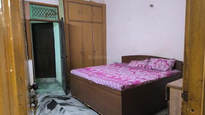 Bedroom Image of 2000 Sq.ft 3 BHK Builder Floor for rent in Sector 41 Noida for Rs. 38000
