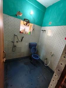 Bathroom Image of 1200 Sq.ft 2 BHK Independent House for sale in Tollygunge Kolkata for Rs. 4800000