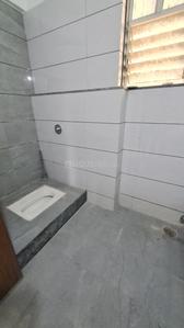 Bathroom Image of 1300 Sq.ft 2.5 BHK Apartment / Flat for sale in SVG Royal Exotica, Kondhwa Pune for Rs. 9000000