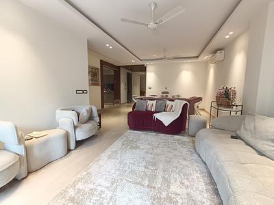 Bedroom Image of 2000 Sq.ft 3 BHK Builder Floor for sale in RWA East of Kailash Block E, Kalash Enclave New Delhi for Rs. 65000000