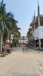 Image of 1325 Sq.ft 3 BHK Apartment / Flat for sale in Sipahiya, Barabanki for Rs. 5800000