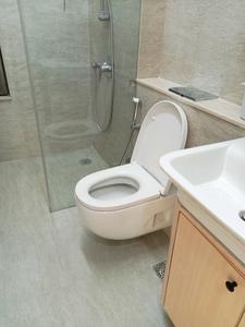 Common Bathroom One Image of 1726 Sq.ft 3 BHK Apartment / Flat for sale in Adani Ten BKC, Bandra East Mumbai for Rs. 95000000