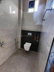 Bathroom Image of 2300 Sq.ft 4 BHK Apartment / Flat for rent in Hanchya Mysore for Rs. 45000