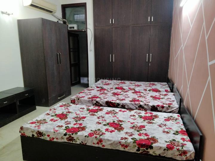 Bedroom Image of the platinum stays in Sector 16, Noida