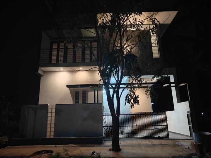 Akshaya vasudhe Main Image 1