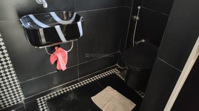 Image of 550 Sq.ft 1 BHK Apartment / Flat for rent in Pankaj Mansion, Worli, Mumbai for Rs. 65000