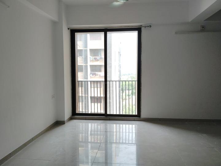 Binori Solitaire Main Image 1
