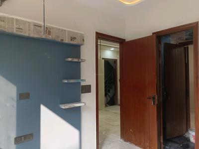Bedroom Image of 850 Sq.ft 3 BHK Builder Floor for sale in Sector 25 Rohini New Delhi for Rs. 9500000