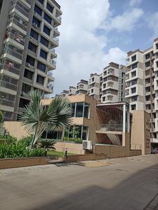 Image of 3200 Sq.ft 4 BHK Apartment / Flat for rent in Chala, Vapi for Rs. 35000