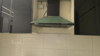 Kitchen Image of 2000 Sq.ft 4 BHK Apartment / Flat for rent in Sector 104 Noida for Rs. 56000