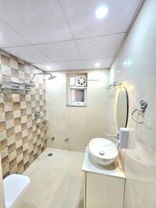Bathroom Image of 1700 Sq.ft 3 BHK Apartment / Flat for sale in CGHS National Apartment, Sector 3 Dwarka New Delhi for Rs. 26000000