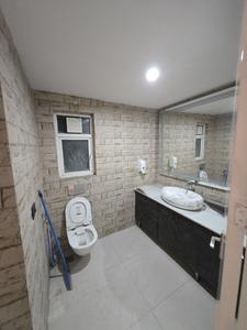 Bathroom Image of 3064 Sq.ft 4 BHK Apartment / Flat for sale in DLF The Belaire, DLF Phase 5 Gurgaon for Rs. 108000000