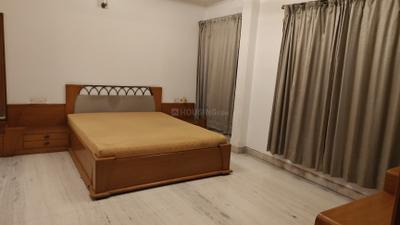 Bedroom Image of 3900 Sq.ft 4 BHK Builder Floor for rent in Aundh Pune for Rs. 130000