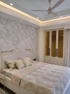 Bedroom Image of 550 Sq.ft 1 RK Builder Floor for rent in DLF Siris Estate, DLF Phase 3 Gurgaon for Rs. 18500