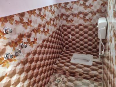 Bathroom Image of 600 Sq.ft 2 BHK Independent House for rent in AG Colony Patna for Rs. 8000