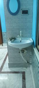 Balcony Image of 800 Sq.ft 2 BHK Apartment / Flat for rent in Airport Gate No 2 Kolkata for Rs. 10500