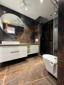 Bathroom Image of 2600 Sq.ft 4 BHK Builder Floor for rent in West End New Delhi for Rs. 550000