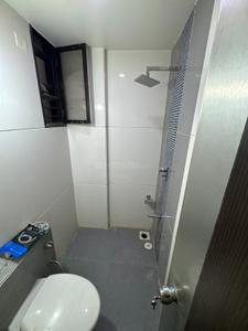 Bathroom Image of 2000 Sq.ft 3 BHK Apartment / Flat for rent in Race Course Vadodara for Rs. 45000