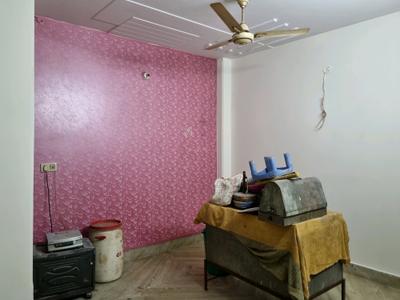 Bedroom Image of 1000 Sq.ft 3 BHK Apartment / Flat for rent in Uttam Nagar New Delhi for Rs. 25000