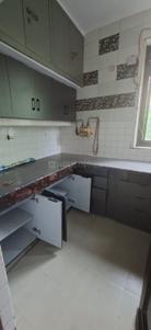 Kitchen Image of 1300 Sq.ft 3 BHK Apartment / Flat for rent in Patparganj New Delhi for Rs. 41000