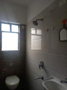 Common Bathroom Image of 1350 Sq.ft 3 BHK Apartment / Flat for sale in Rohan Mithila, Viman Nagar Pune for Rs. 17500000