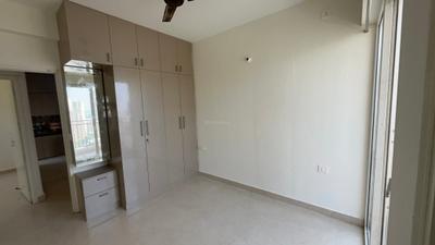 Bedroom Image of 800 Sq.ft 3 BHK Apartment / Flat for rent in Signature Global Golf Green, Sector 79 Gurgaon for Rs. 19000