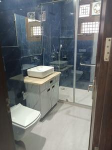 Bathroom Image of 1500 Sq.ft 3 BHK Builder Floor for rent in Swaraj Homes Gagan Vihar The Aviation Employees CGHS, Gagan Vihar New Delhi for Rs. 50000