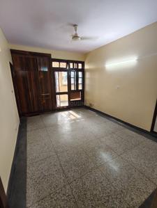 Bedroom Image of 1800 Sq.ft 3 BHK Apartment / Flat for rent in DDA Tarang Apartments, Patparganj New Delhi for Rs. 50000