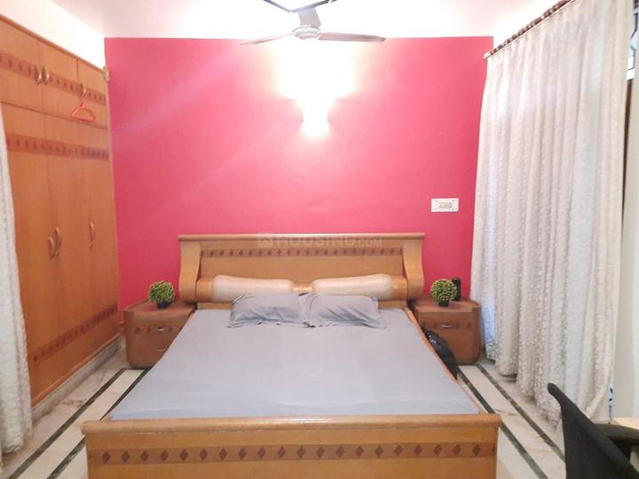 Green park new Delhi Bedroom 1