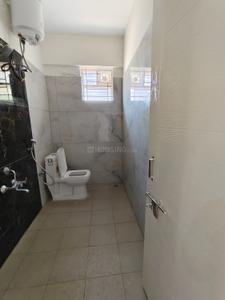 Bathroom Image of 1300 Sq.ft 3 BHK Builder Floor for rent in Singasandra Bengaluru for Rs. 42000