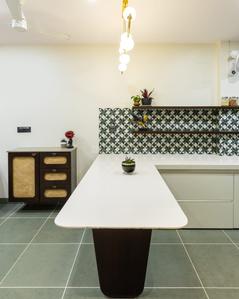 Hall Image of 800 Sq.ft 2 BHK Apartment / Flat for rent in Scheme 103 Indore for Rs. 28000