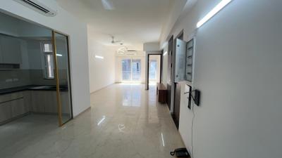 Living Room Image of 1595 Sq.ft 3 BHK Apartment / Flat for sale in Smartworld Orchard, Sector 61 Gurgaon for Rs. 25000000