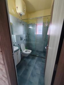 Bathroom Image of 1410 Sq.ft 4 BHK Apartment / Flat for sale in Mukundapur Kolkata for Rs. 10500000