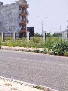 Image of 32 Sq.ft Residential Plot / Land for sale in Sector 35 Rohini, New Delhi for Rs. 7000000