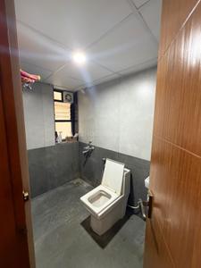 Bathroom Image of 1150 Sq.ft 2 BHK Apartment / Flat for rent in Halasuru Bengaluru for Rs. 50000