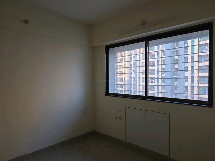 Sri Garden Avenue K Main Image 1