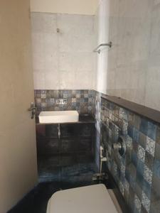 Bathroom Image of 700 Sq.ft 1 BHK Apartment / Flat for rent in Sai Simran, Chembur Mumbai for Rs. 48000