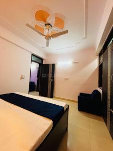 Bedroom Image of 550 Sq.ft 1 BHK Independent House for rent in Ganga Apartment , Maidan Garhi New Delhi for Rs. 16300