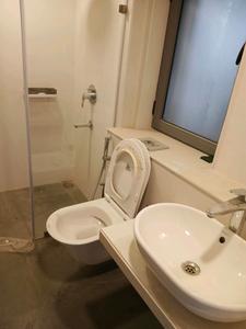 Common Bathroom Image of 2020 Sq.ft 3 BHK Apartment / Flat for sale in Lodha New Cuffe Parade Lodha Evoq, Sion Mumbai for Rs. 62500000