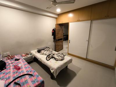 Bedroom Image of 1800 Sq.ft 3 BHK Apartment / Flat for rent in Navrangpura Ahmedabad for Rs. 45000