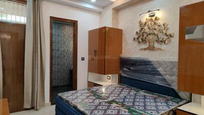 Bedroom Image of 1495 Sq.ft 3 BHK Builder Floor for sale in Vaishali Ghaziabad for Rs. 12900000
