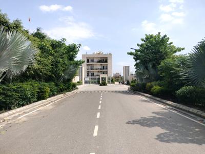 Image of 150 Sq.ft Residential Plot / Land for sale in Amolik Aster Woods, Sector 98, Faridabad for Rs. 24750000