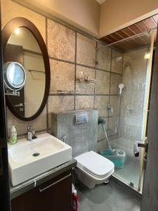 Bathroom Image of 1750 Sq.ft 3 BHK Apartment / Flat for sale in Prabhadevi Mumbai for Rs. 62000000