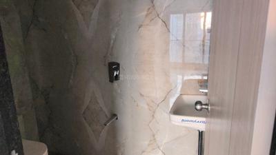 Bathroom Image of 700 Sq.ft 1 BHK Apartment / Flat for rent in Ufasa Fortune Star, Byculla Mumbai for Rs. 55000