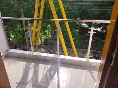 Balcony Image of 900 Sq.ft 2 BHK Builder Floor for sale in Vasundhara Ghaziabad for Rs. 6400000