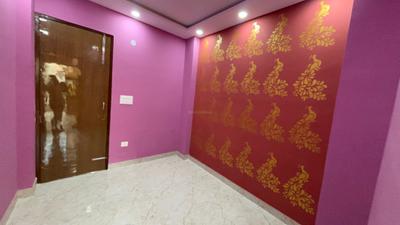 Bedroom Image of 500 Sq.ft 2 BHK Apartment / Flat for sale in Sector 4 Rohini New Delhi for Rs. 2800000