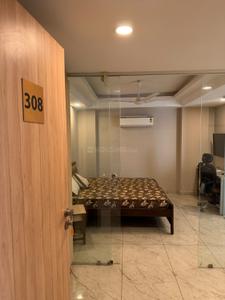 Bedroom Image of 400 Sq.ft 1 RK Independent House for rent in DLF Phase 3 Gurgaon for Rs. 33000