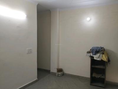 Bedroom Image of 900 Sq.ft 3 BHK Builder Floor for rent in Patparganj New Delhi for Rs. 25000