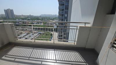 Balcony Image of 1020 Sq.ft 2 BHK Apartment / Flat for sale in CGEWHO Kendriya Vihar, Phi II Greater Noida for Rs. 11000000